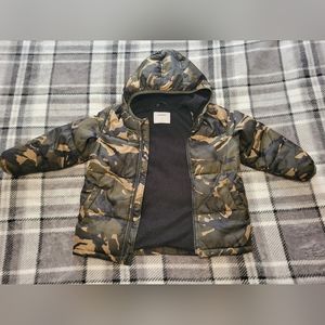 Boys Old Navy puffer coat